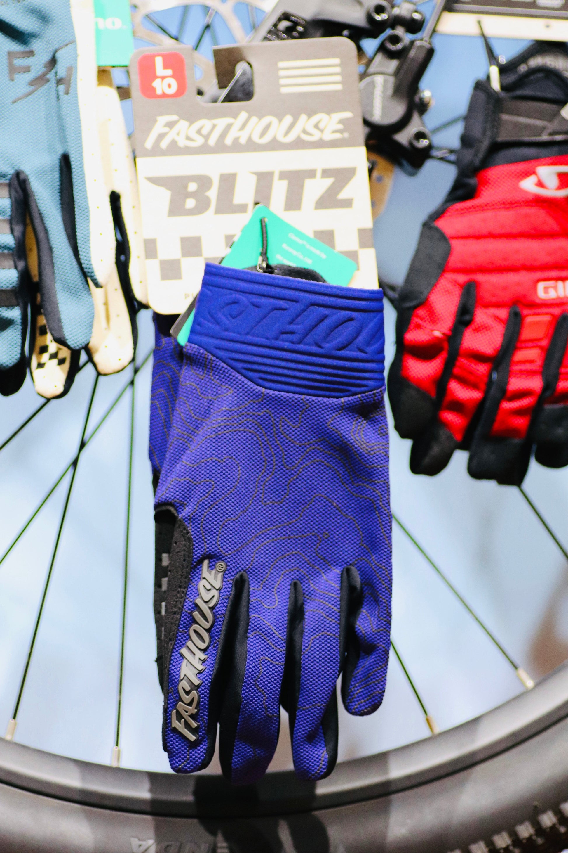 Fast House Accessory Blitz Swell Glove