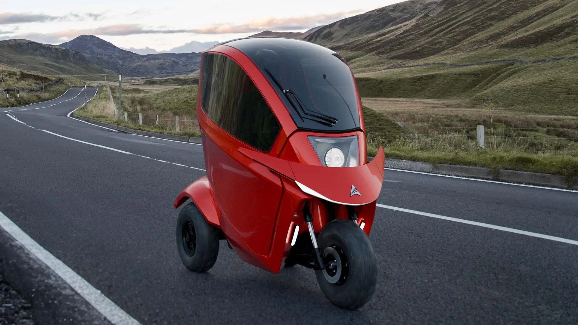 Avvenire Enclosed Mobility Scooter Tectus Mobility Scooter
