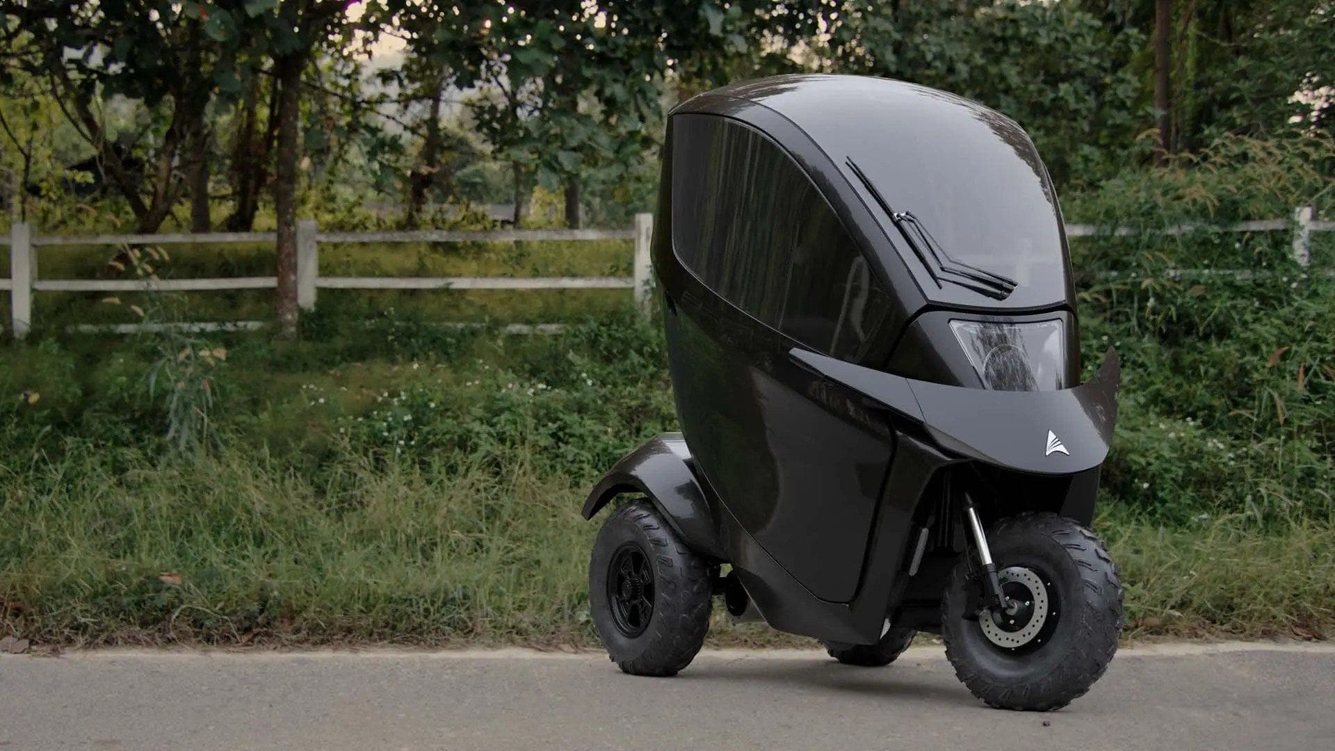Avvenire Enclosed Mobility Scooter Tectus Mobility Scooter
