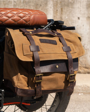 Beachman Accessory Messenger Bag