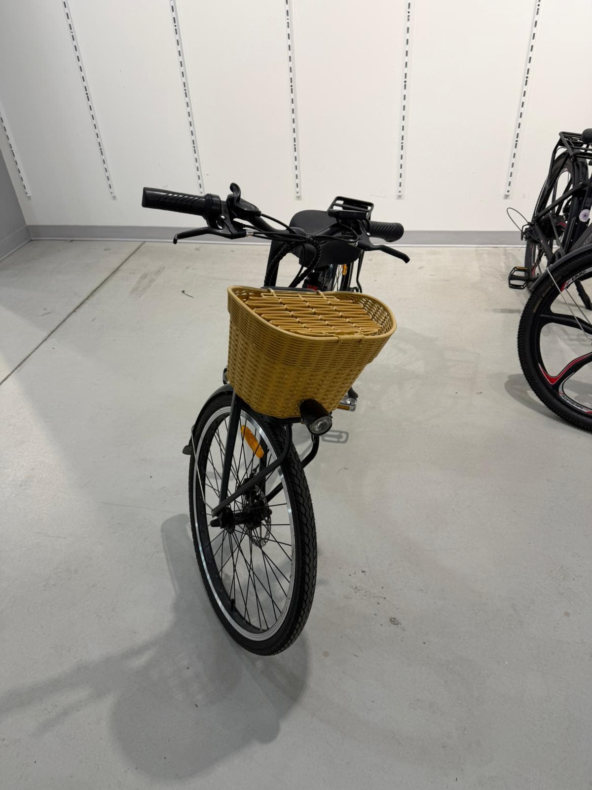 Daymak E-Bike Daymak Milan E-Bicycle (Consignment)