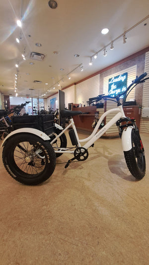 Daymak E-Bike White Daymak Florence Fat Tire Trike (Demo Unit)