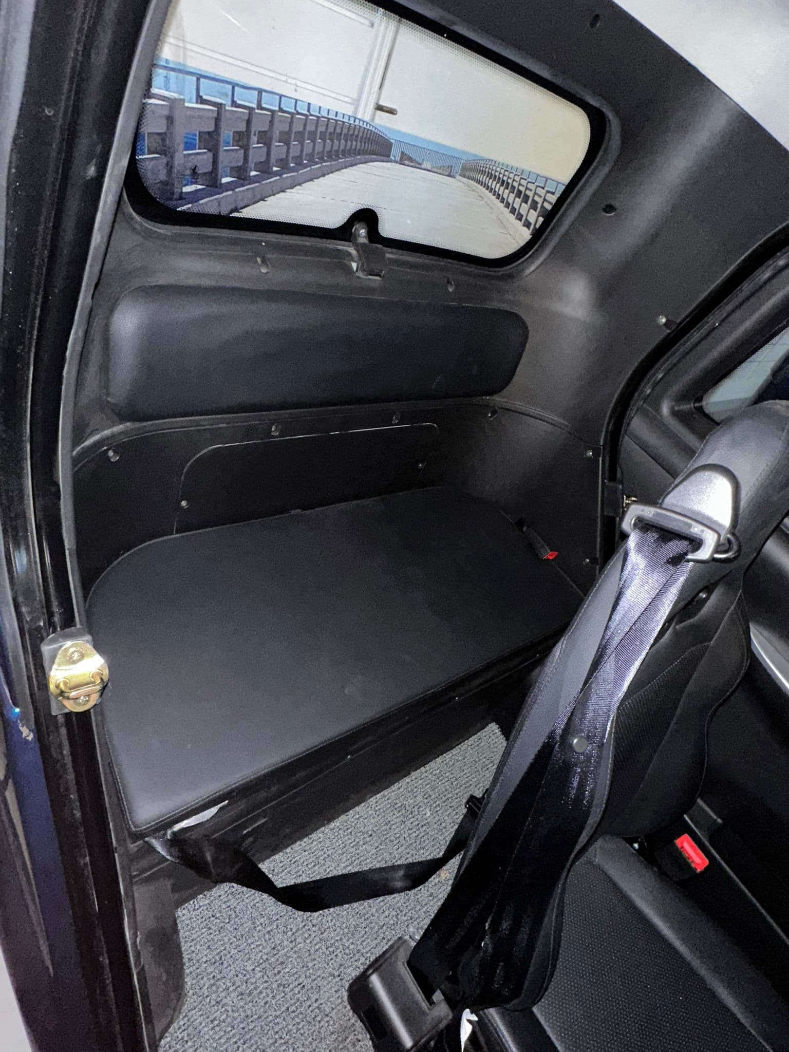 Eclipse EV Enclosed Mobility Scooter Blue Handlebar Eclipse EV Nova Plus (Demo)