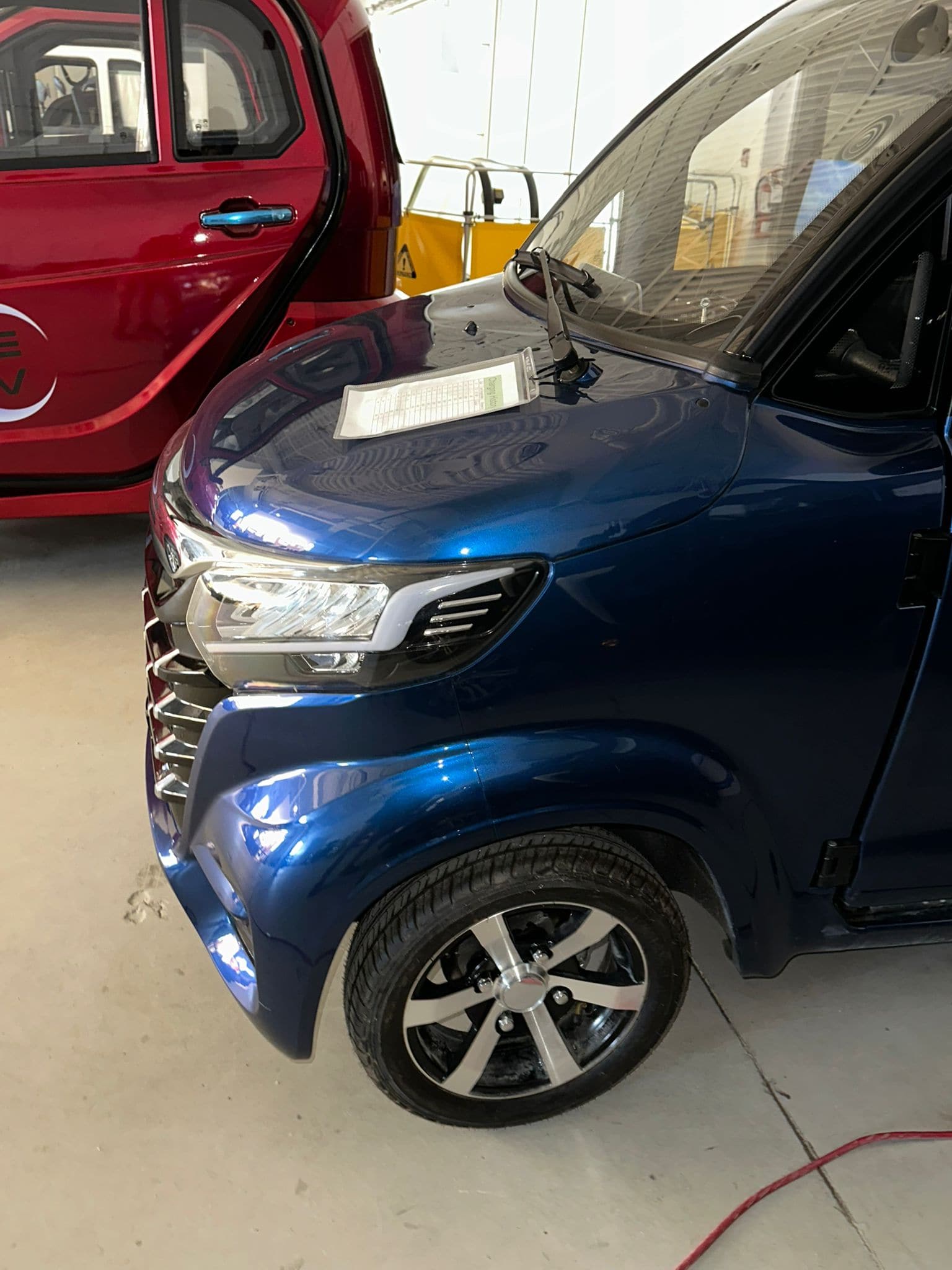 Eclipse EV Enclosed Mobility Scooter Blue Handlebar Eclipse EV Nova Plus (Demo)