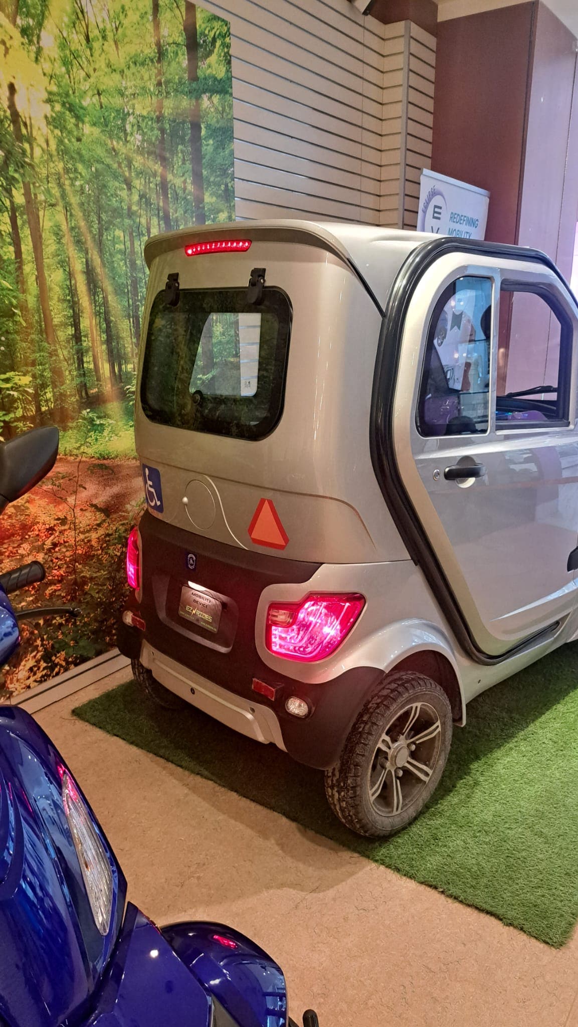 Eclipse EV Enclosed Mobility Scooter Eclipse EV Nova Lite (Consignment) - 1862km