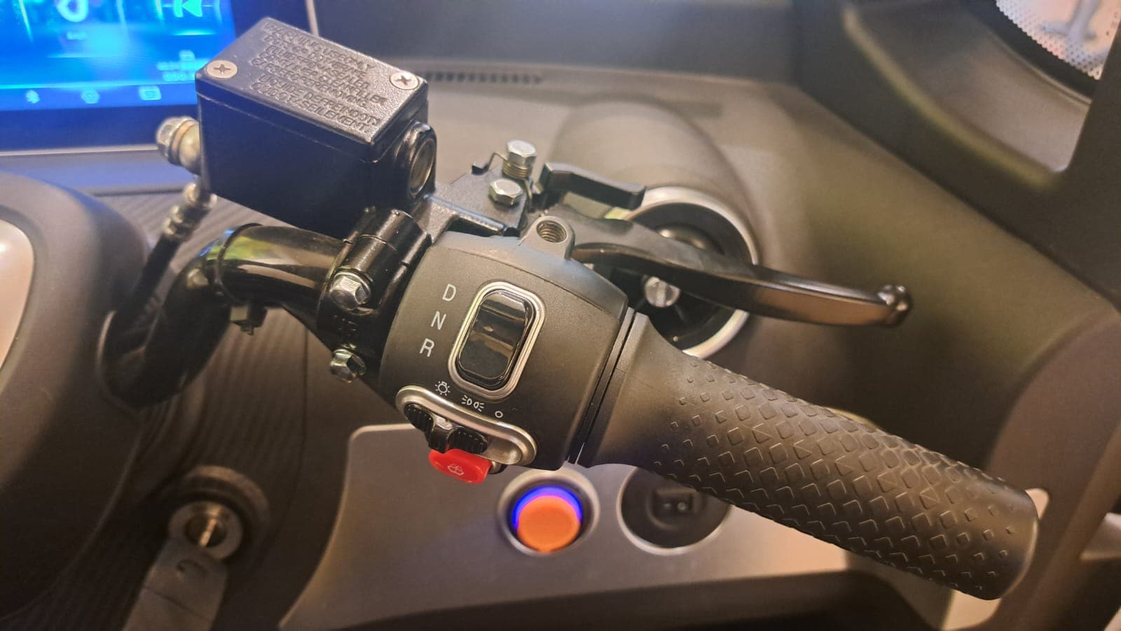 Eclipse EV Enclosed Mobility Scooter Handlebar HM5KE2Z00RA400212 Eclipse EV Nova Plus (Consignment) - 125km