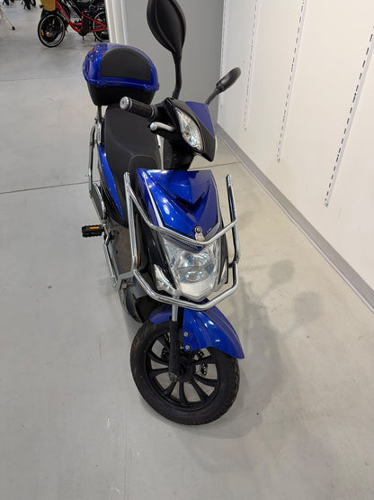 Emmo Electric Moped 48V Hornet Xi (Trade-In)