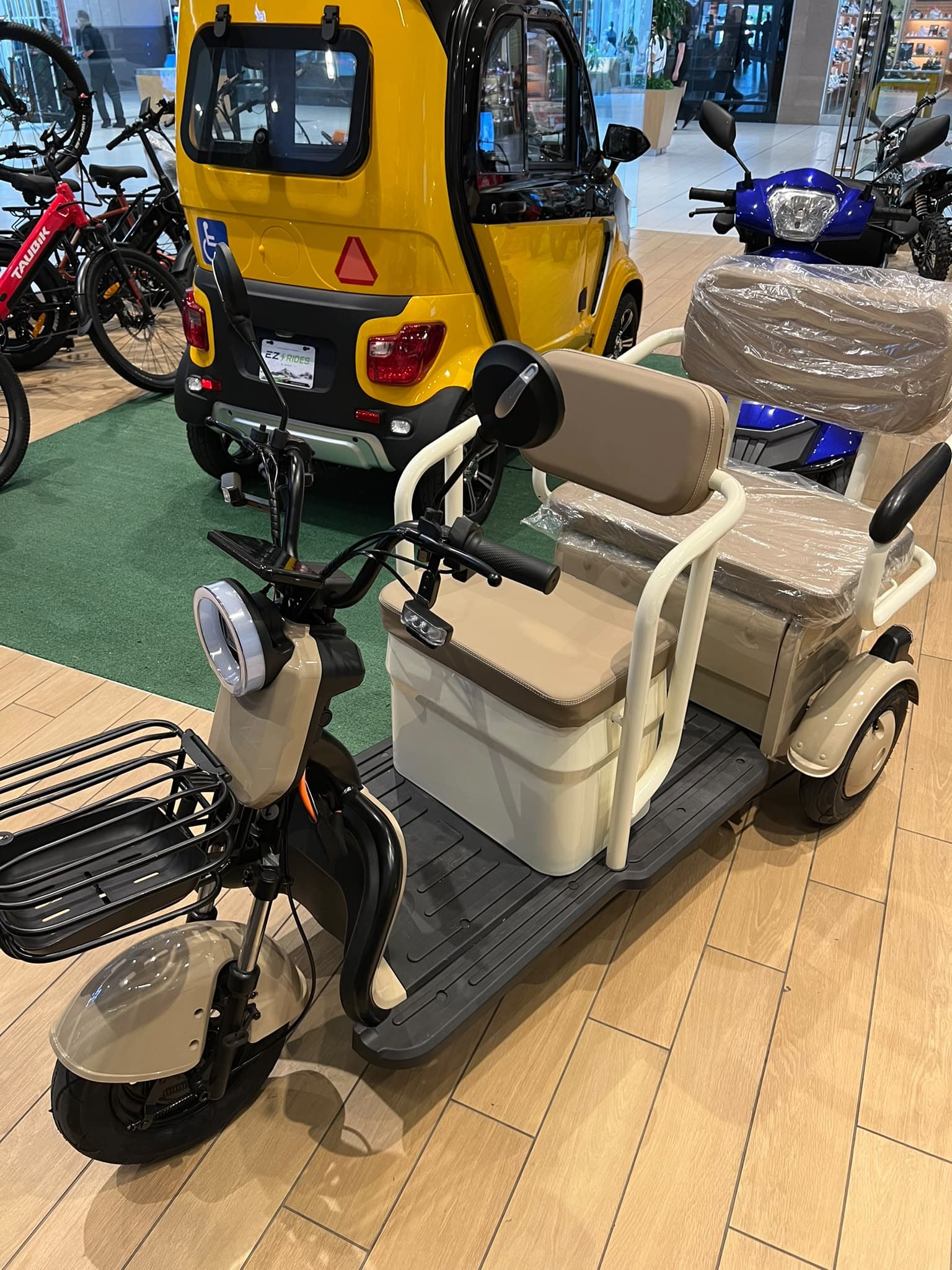 Emmo Electric Moped Iranch 3 Wheel Mobility Scooter (Trade In)