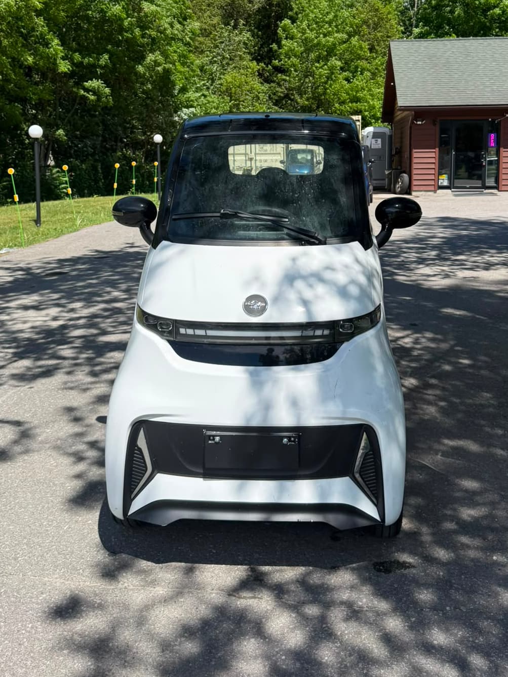 Emmo Enclosed Mobility Scooter ET4 Cruise Connect Plus (Trade In)