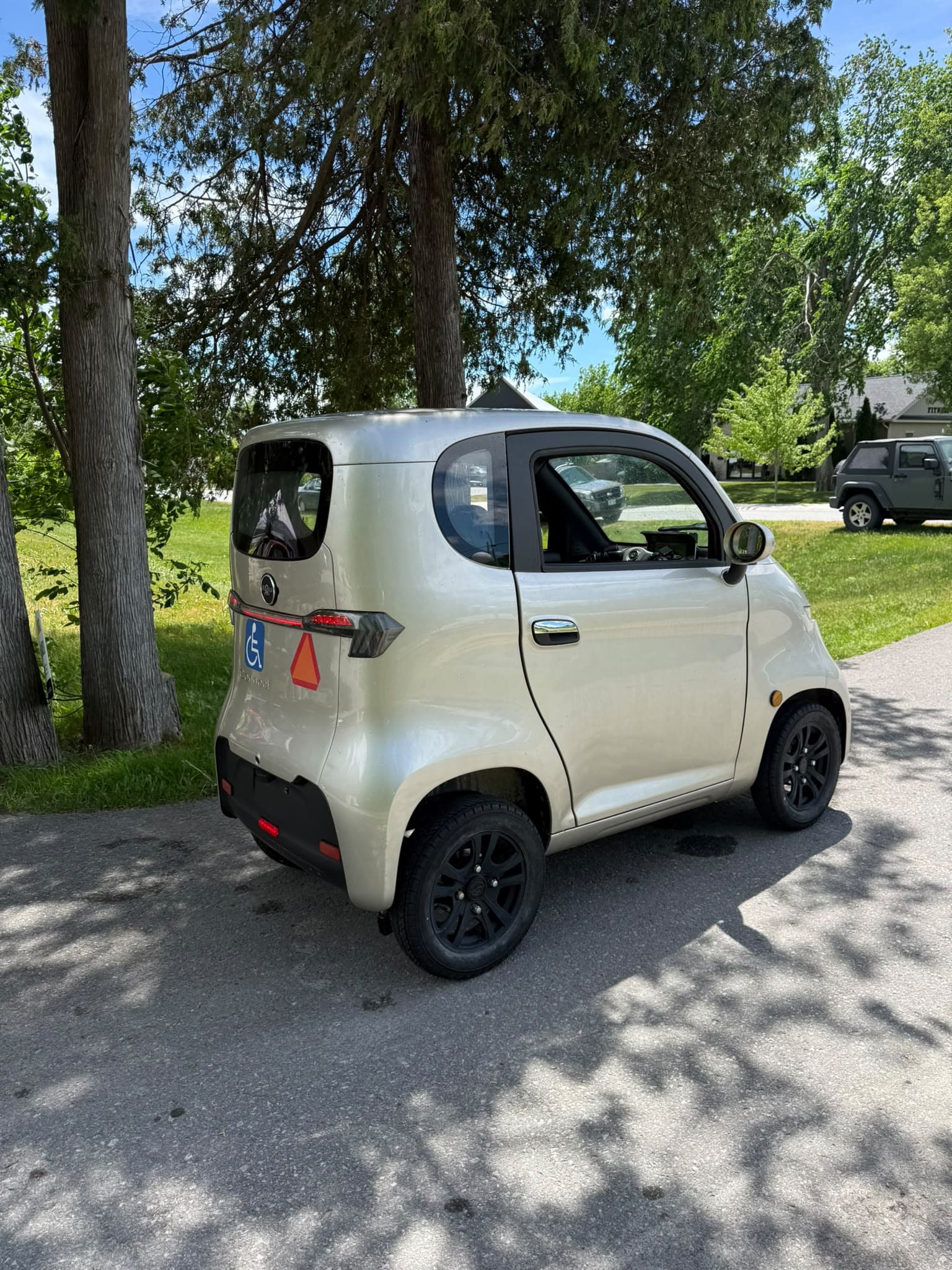 Emmo Enclosed Mobility Scooter ET4 Cruise Connect (Trade In)