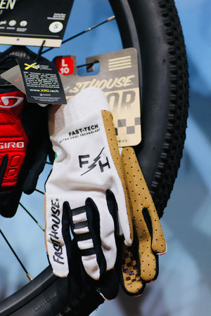 Fast House Accessory Vapor Glove