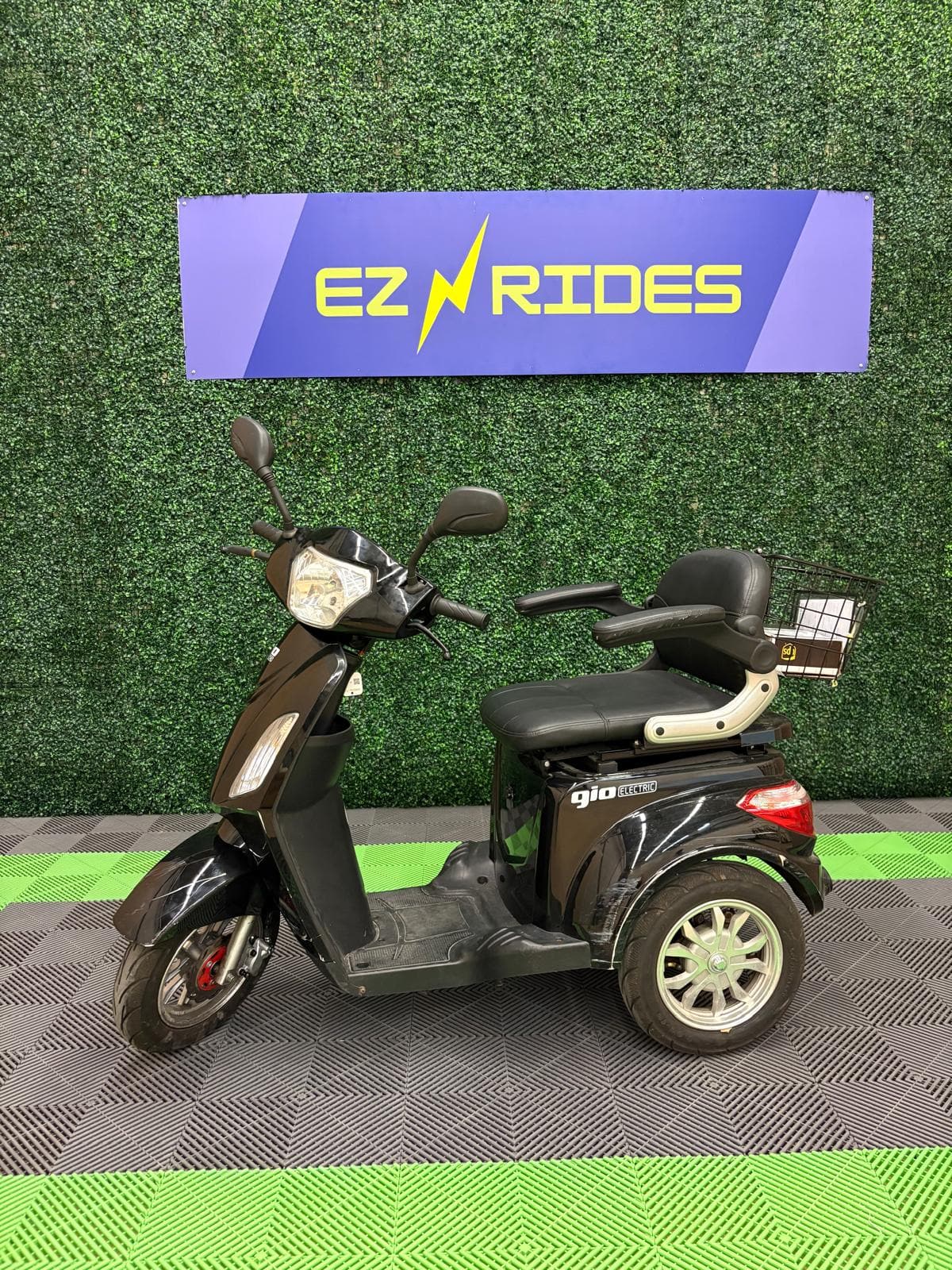 Gio Mobility Scooter Gio Regal (Trade In) - 858km