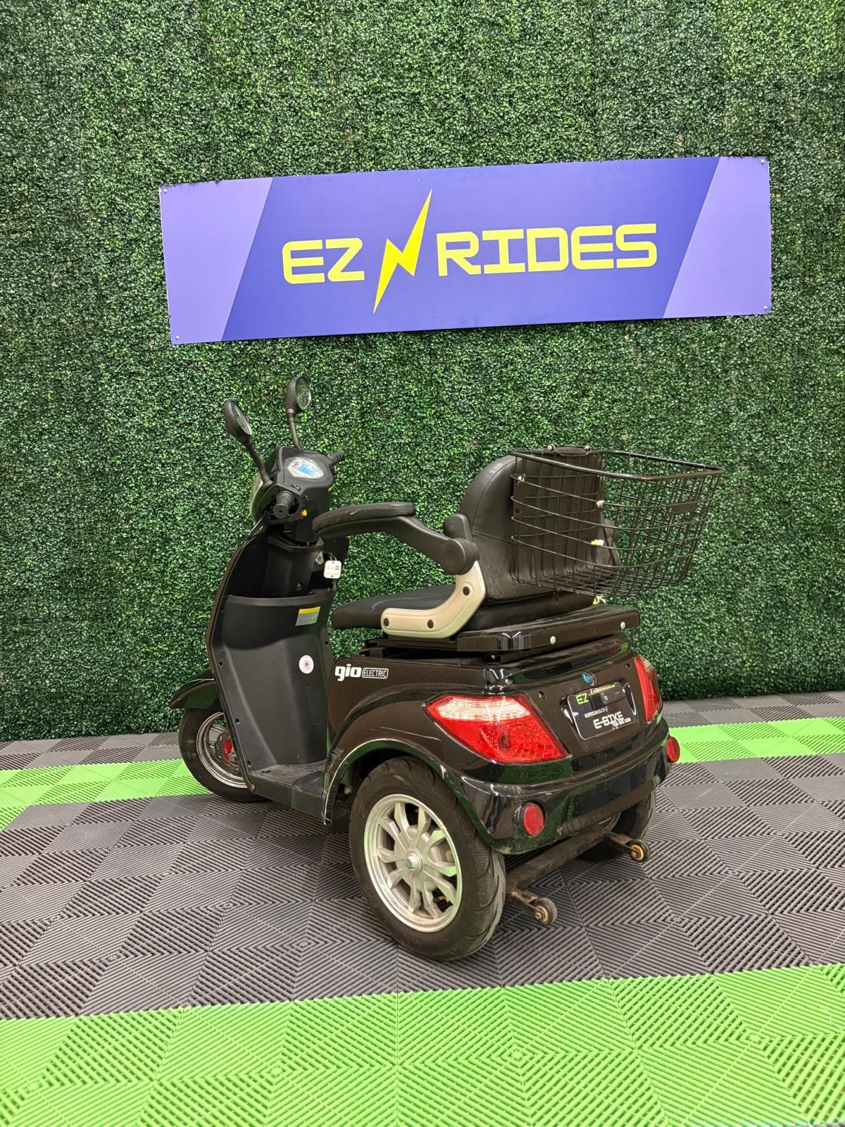 Gio Mobility Scooter Gio Regal (Trade In) - 858km