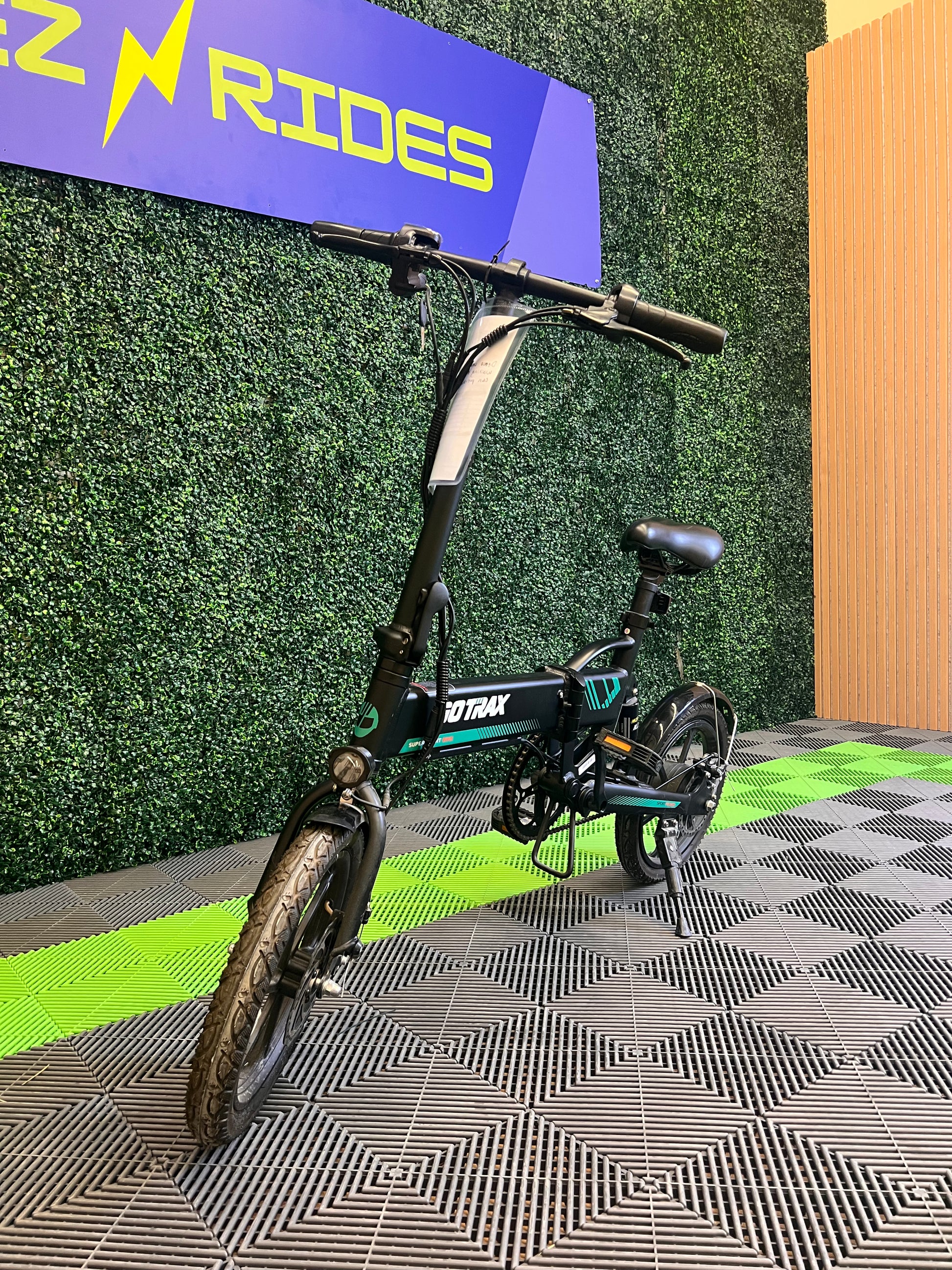 GOTRAX E-Bike Go Trax EBE1 (Overstock) - GTSEBE1CA2212BLA0448