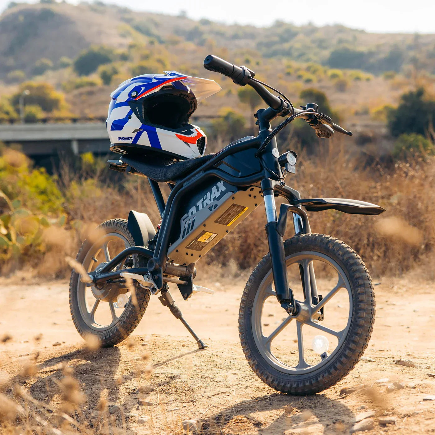 GOTRAX Electric Dirt Bike Fitz16 Electric Dirt Bike for Kids