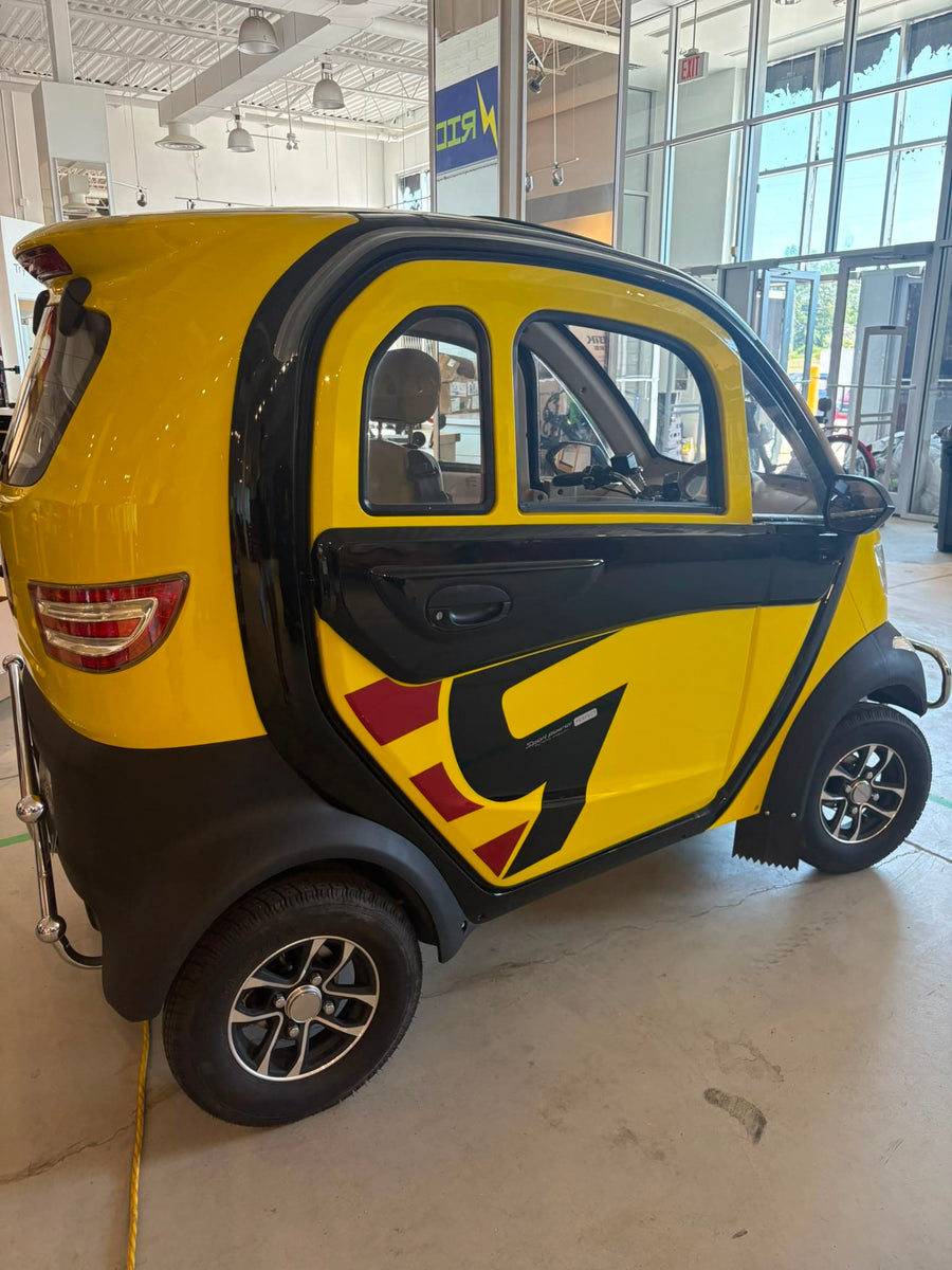 Yellow Gio Golf Enclosed