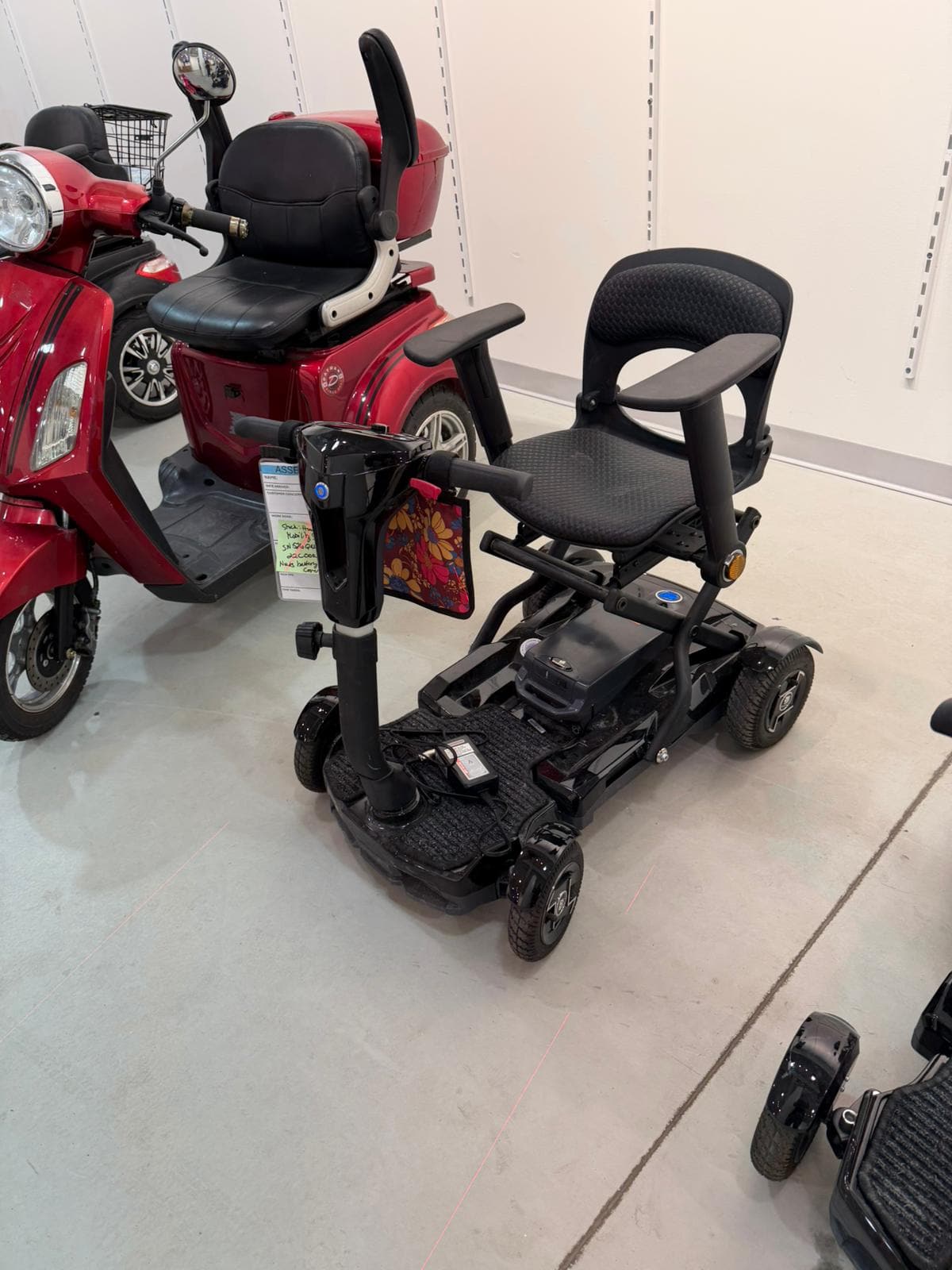 Heartway Mobility Scooter Heartway S26 with storage (Demo)